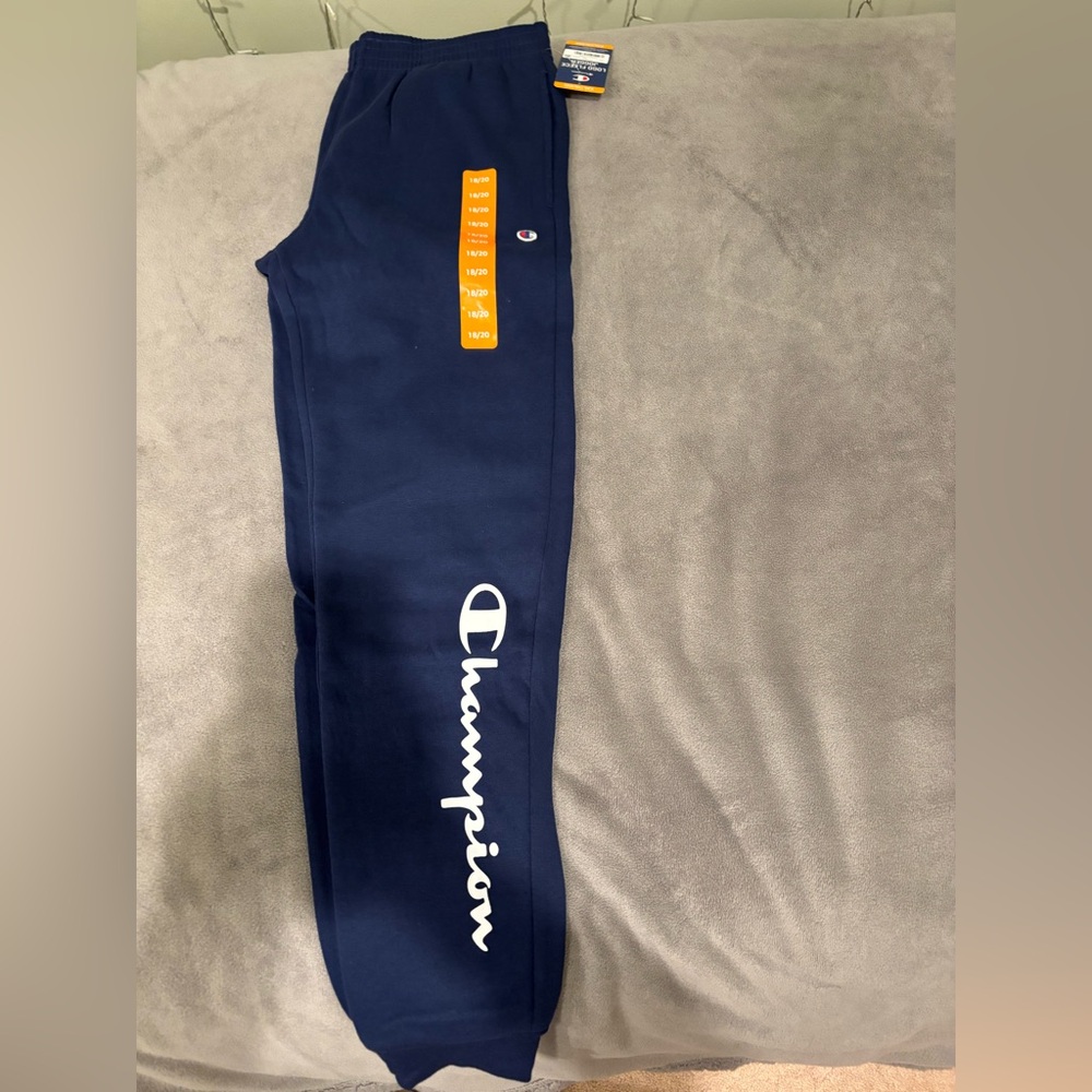 Brand New Champion Boys XXL (18/20) Dark Blue Fleece Joggers – NWT